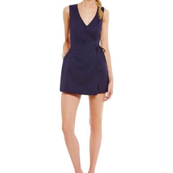 Gianni Bini Women Navy Wrap Brigitte Romper Jumpsuit Size M - Picture 2 of 12
